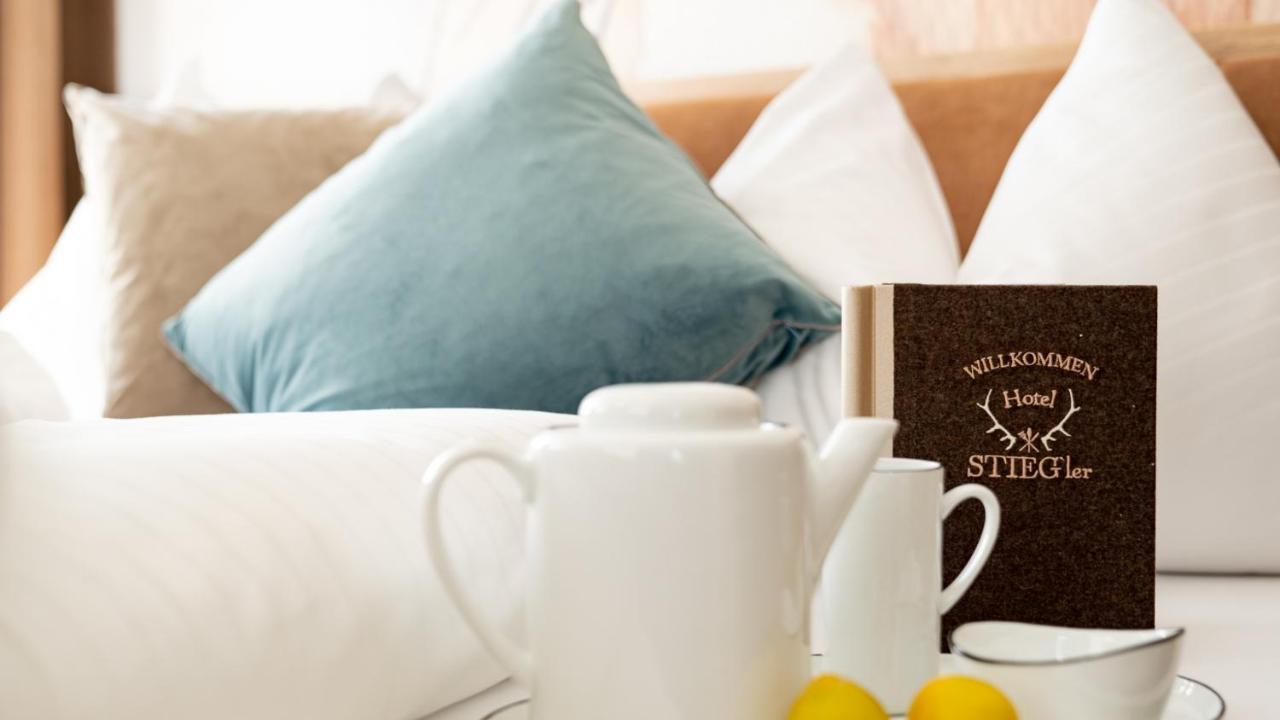 Hotel Stiegler Bed & Breakfast Timelkam المظهر الخارجي الصورة